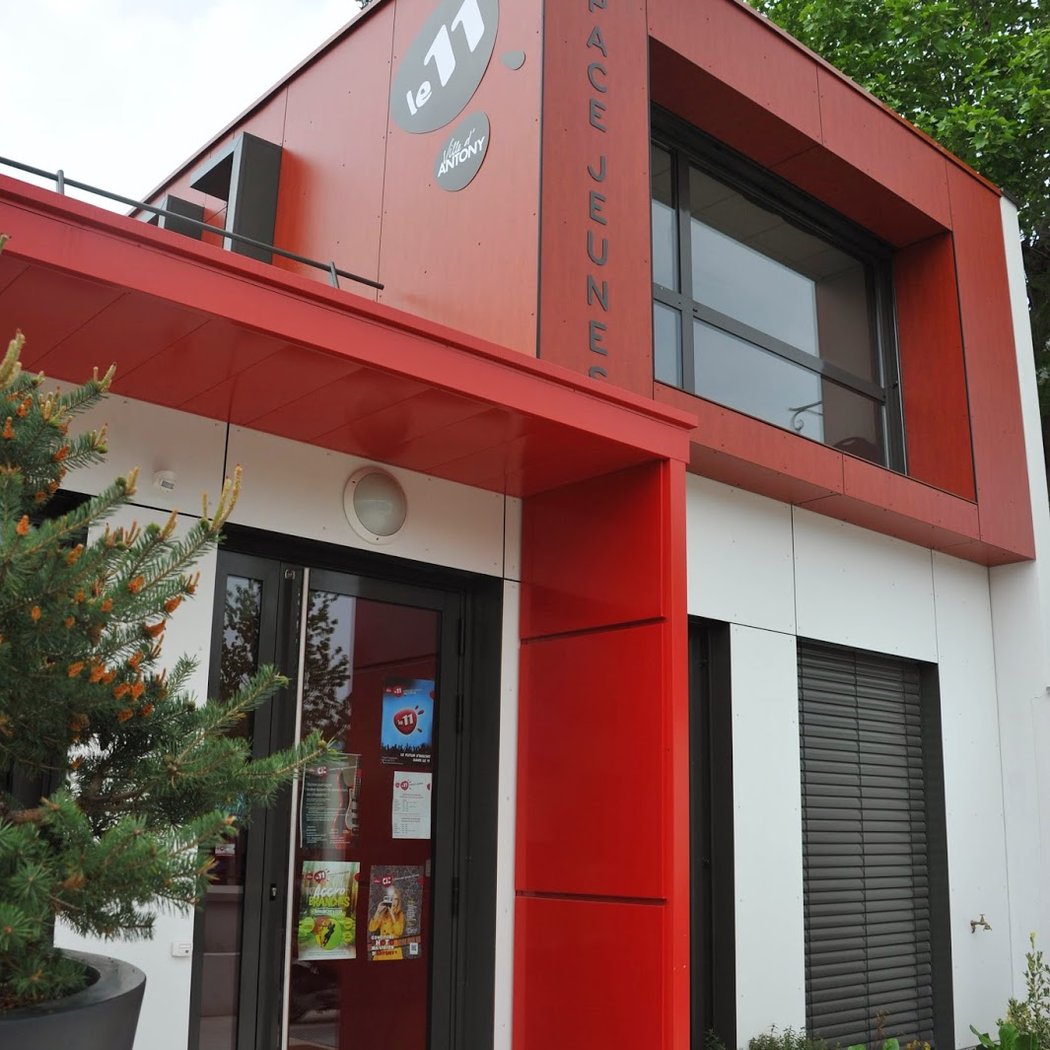 11 - Youth Space 1